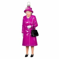 New ๐ Traditions Queen Elizabeth Wearing Dark Pink Peacoat Ornament ๐